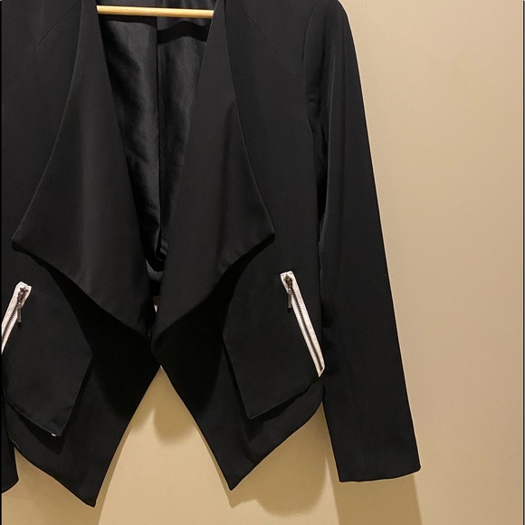 KENSIE High Low Blazer - Picture 2 of 14